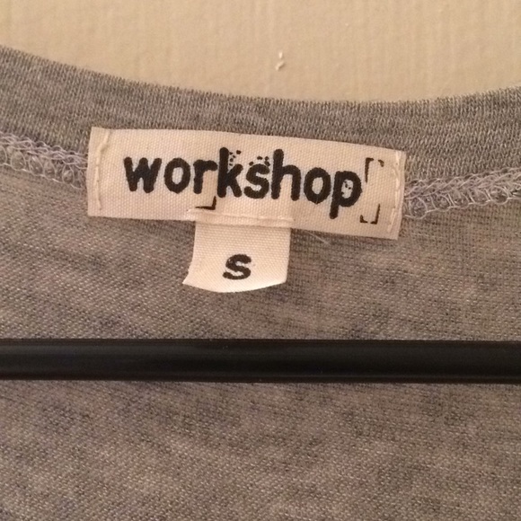 Crop tee. Size S - Picture 2 of 2